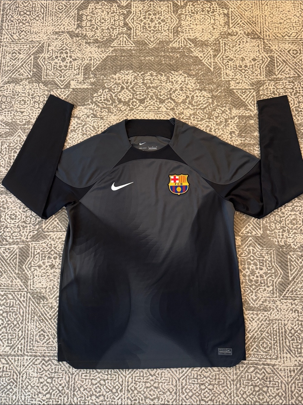 22/23 Nike FC Barcelona Stadium Goalkeeper Jersey
